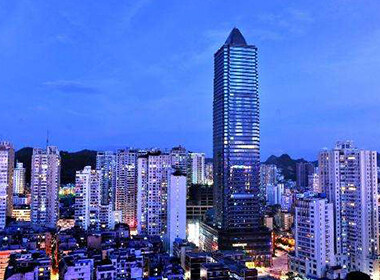 ���̰���